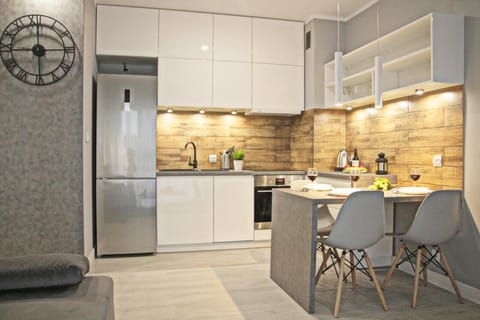 Comfort Apartment | Private kitchen | Fridge, oven, stovetop, electric kettle