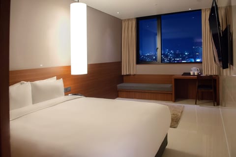 Suite | Free WiFi