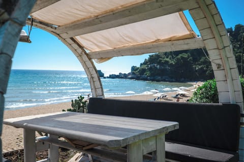 House, 2 Bedrooms, Smoking, Fireplace | Terrace/patio