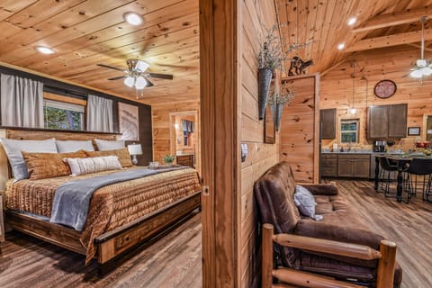 Cabin, 2 Bedrooms | 2 bedrooms, free WiFi