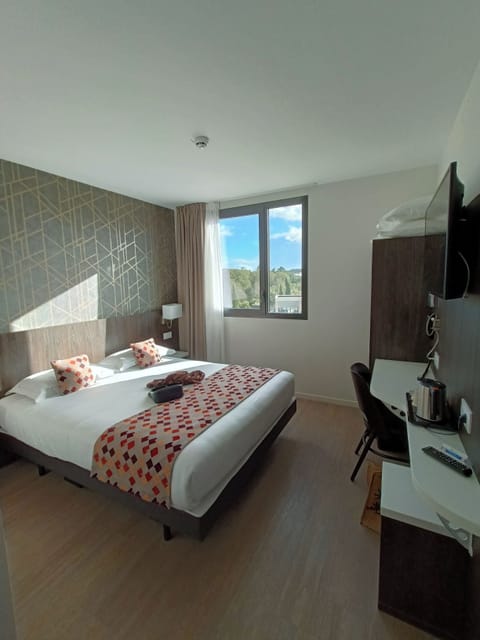 Comfort Double Room | Individually decorated, individually furnished, desk, soundproofing