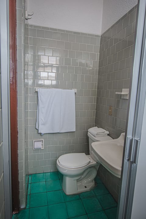 Single Room | Bathroom sink