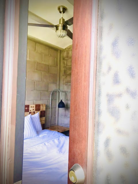 Design Room | 12 bedrooms, premium bedding, down comforters, Select Comfort beds