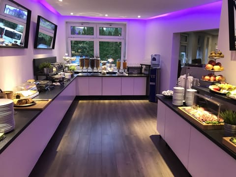 Daily buffet breakfast (EUR 9 per person)