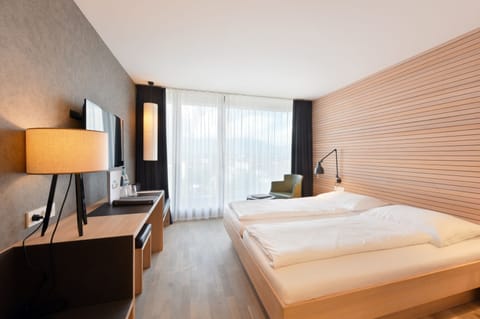 Panoramic Single Room | Hypo-allergenic bedding, in-room safe, individually decorated