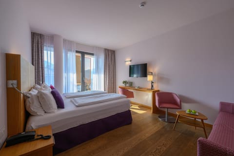 Comfort Double Room, Balcony, Lake View | Bathroom | Rainfall showerhead, hair dryer, towels, soap