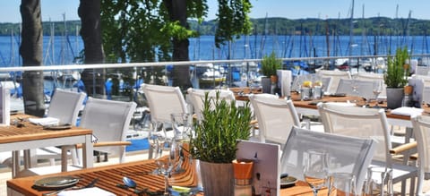 Sundeck
