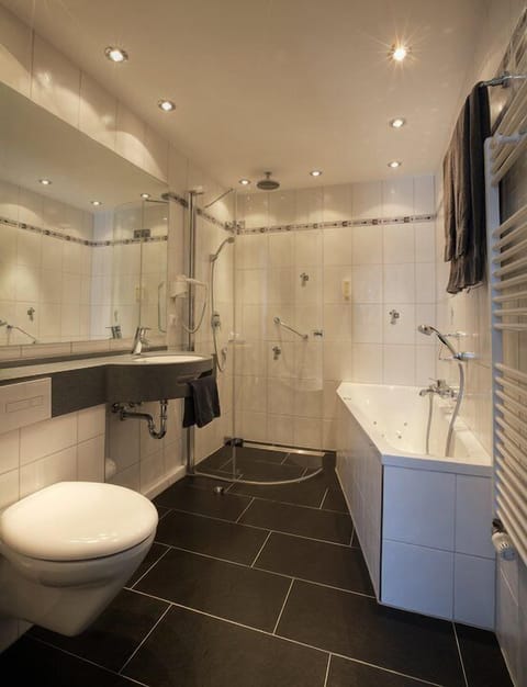 Free toiletries, hair dryer, towels