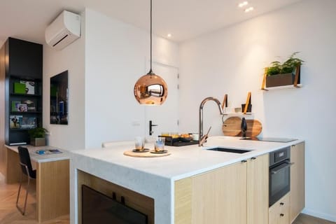 Terrace Suite, Amazing Riverview | Premium bedding, memory foam beds, individually decorated, free WiFi