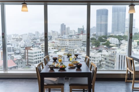 Breakfast 50% discount Large Family Room - Non Smoking | Buffet