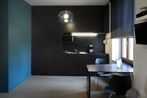 Cottage, Private Bathroom, Garden View (Aux Fontaines) | Shared kitchen