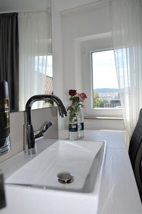 Single Room, Shared Bathroom, City View | Desk, laptop workspace, soundproofing, free WiFi