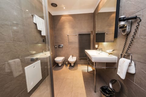 Free toiletries, hair dryer, bathrobes, slippers