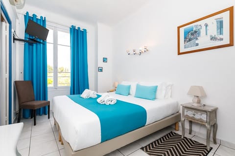 Superior Double Room | Premium bedding, individually decorated, individually furnished, desk