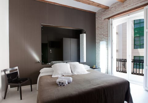Superior Double Room | Egyptian cotton sheets, premium bedding, down comforters