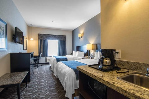 Standard Room, 2 Queen Beds | Desk, iron/ironing board, WiFi (free), bed sheets