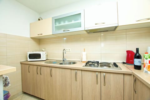 House | Private kitchen | Fridge, microwave, stovetop, espresso maker