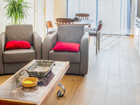 Cottage | Living area