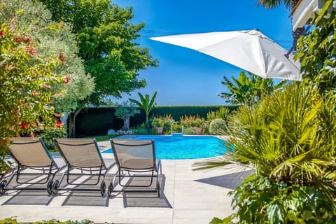 House | Pool | Outdoor pool