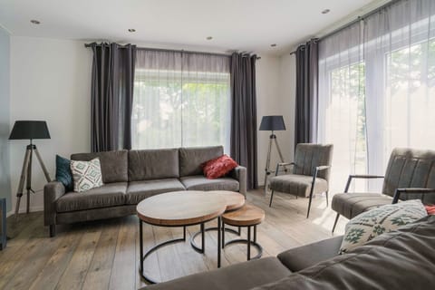 Villa | Living room