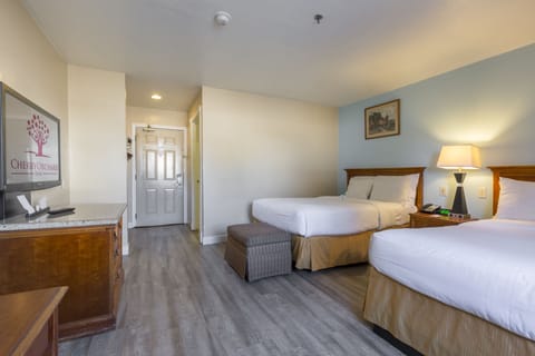 Classic Room, 2 Double Beds, Refrigerator & Microwave | Desk, blackout drapes, iron/ironing board, free WiFi