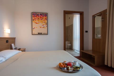 Minibar, in-room safe, desk, blackout drapes