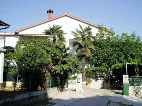 Apartment, 1 Bedroom, Smoking, Balcony | Exterior