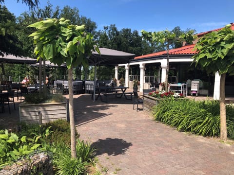 Chalet | Outdoor dining