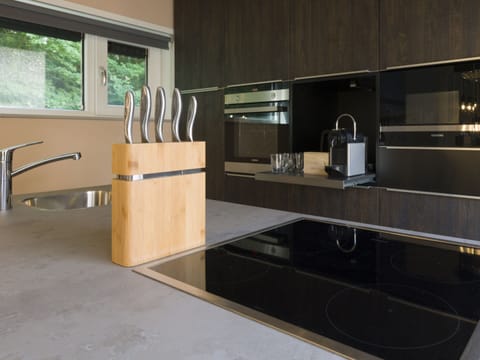 House | Private kitchen | Electric kettle, dining tables