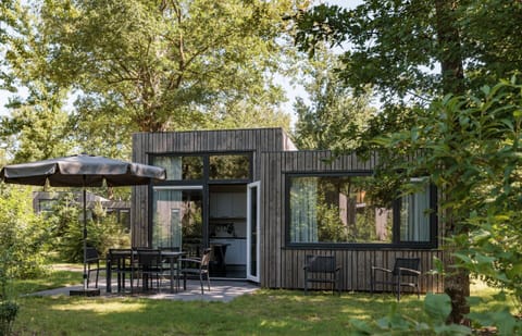 Bungalow | Outdoor dining