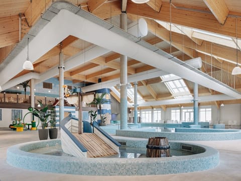 Bungalow | Interior