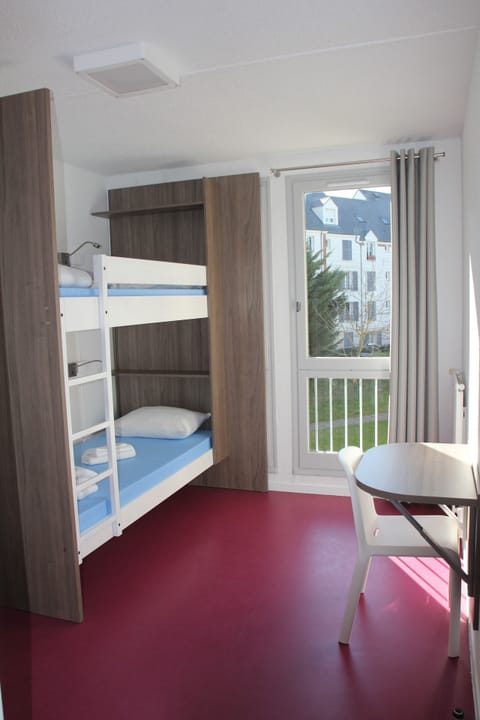 Shared Dormitory, Women only | Individually furnished, soundproofing, bed sheets