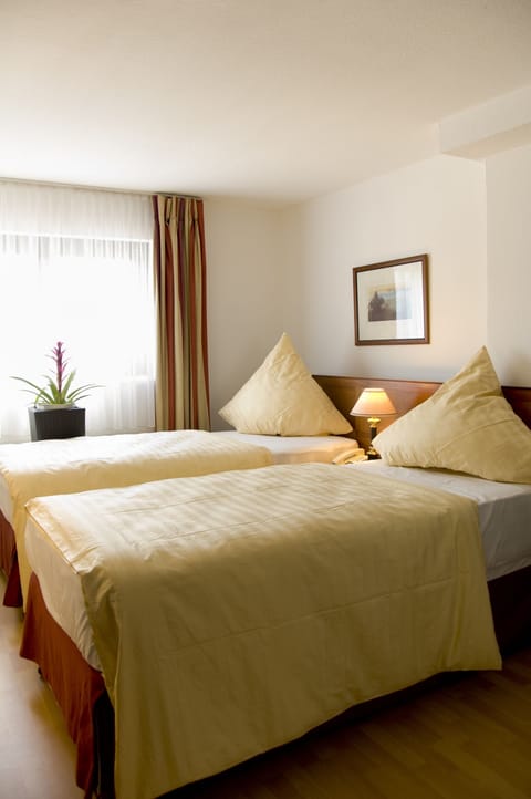 Desk, iron/ironing board, cribs/infant beds, free WiFi