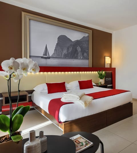 Premium bedding, minibar, in-room safe, individually decorated