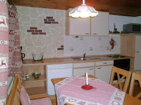 House | Private kitchen | Highchair
