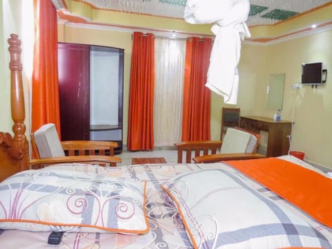 Executive Room | Desk