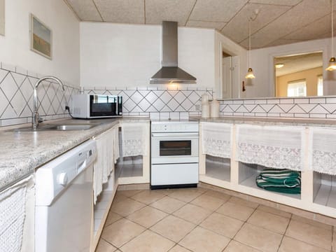 House | Private kitchen | Highchair