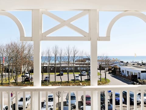 Apartment | Water view