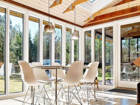 House | Dining