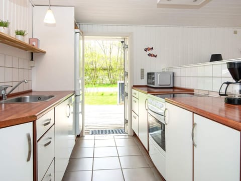 House | Private kitchen | Highchair
