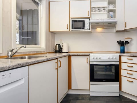 House | Private kitchen | Highchair