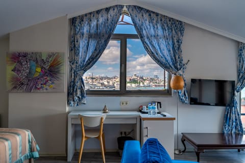 Bosphorus View Junior Suite | Living area | LCD TV