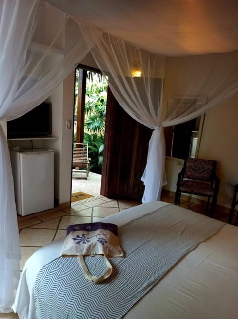 Suite Master Ipe | Minibar, individually decorated, individually furnished, blackout drapes