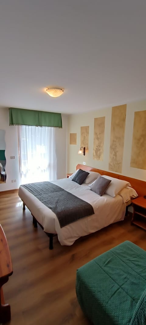 Double or Twin Room, Balcony, Mountain View | Minibar, in-room safe, free WiFi