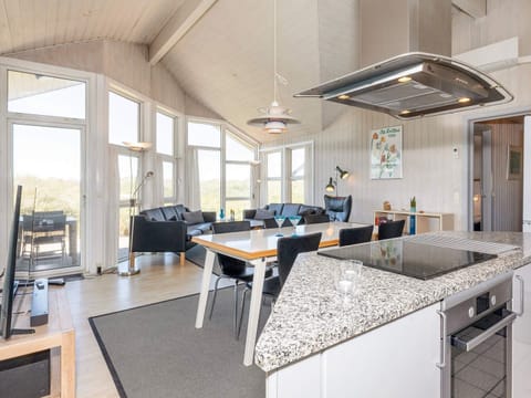 House | Private kitchen | Highchair