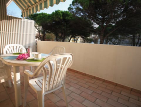 Apartment, 2 Bedrooms (4) | Balcony