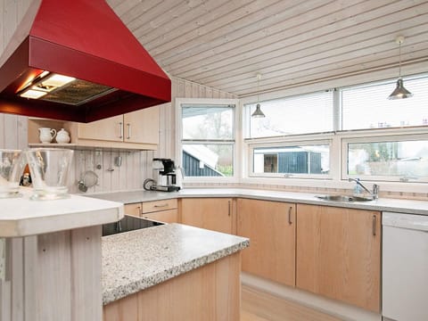 Microwave, highchair