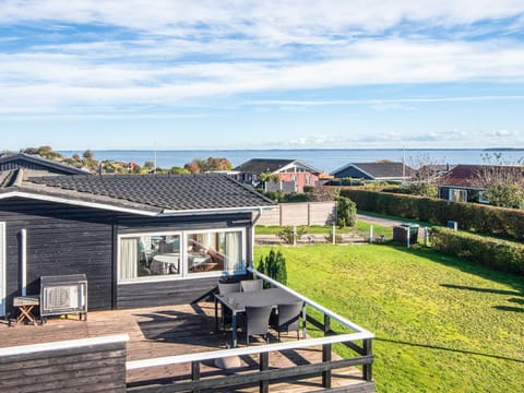 House | Water view