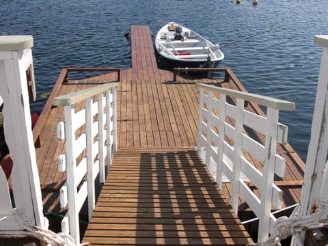 House | Lake view