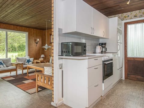 House | Private kitchen | Highchair